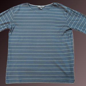 Free Fly - Long-Sleeve Blue Top w/ Thin Stripes - M